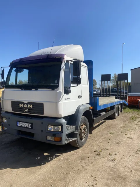 Evakuators MAN, 8 m platforma, 12 t