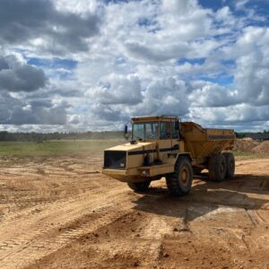 Dumpers 12m3 (6x6) 2gab
