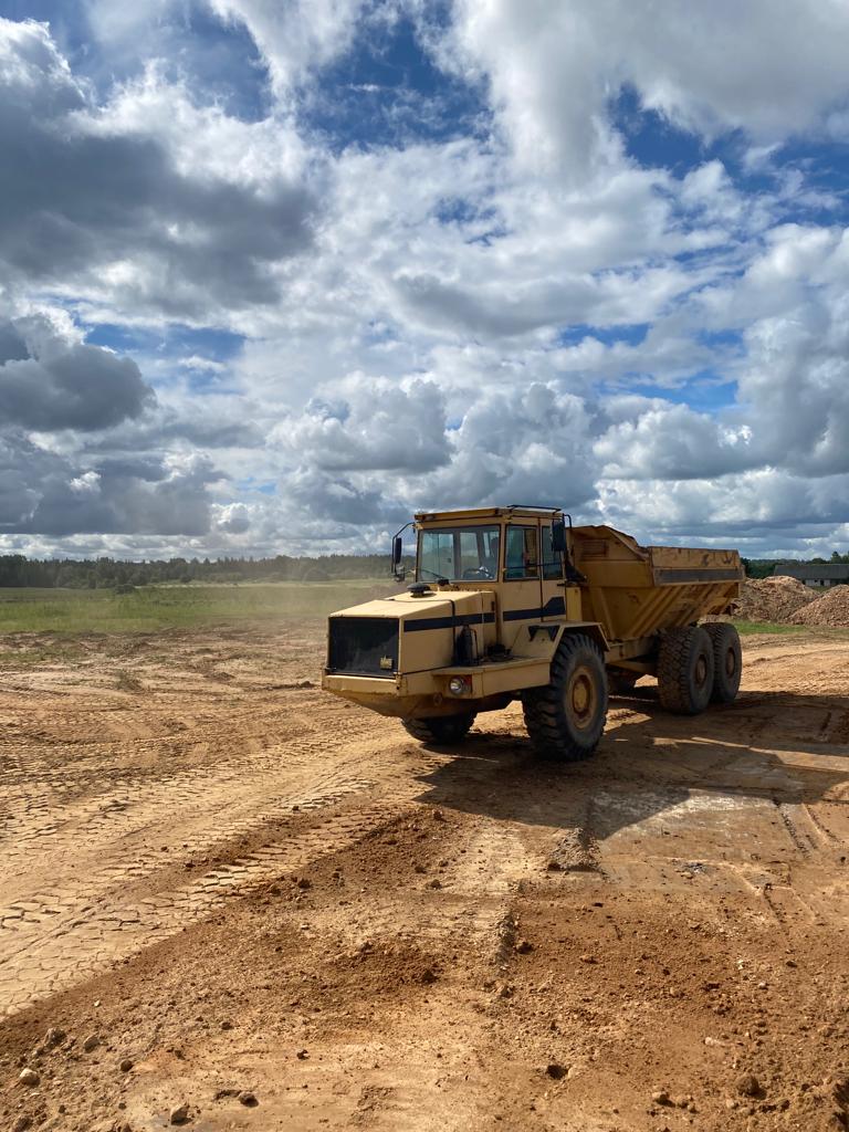 Dumpers 12m3 (6×6) 2gab